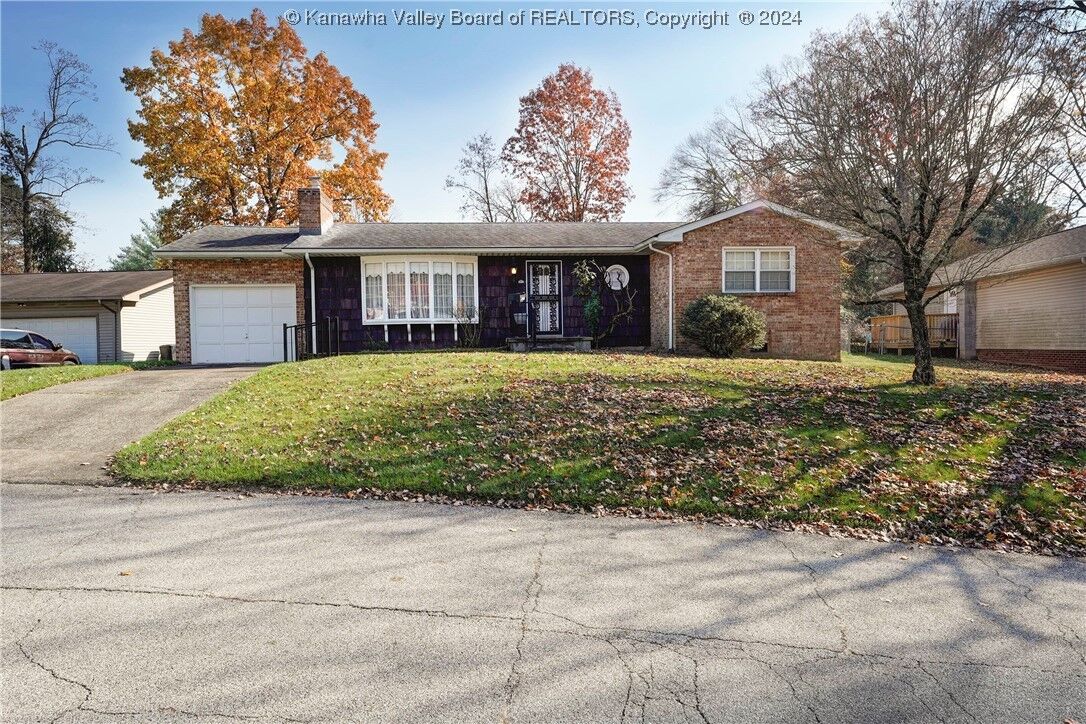 Property Photo:  5453 Sandhurst Lane  WV 25313 