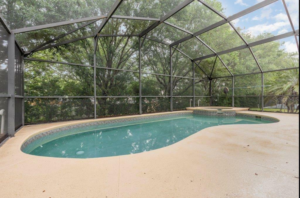 Property Photo:  16045 Blossom Hill Loop  FL 34714 