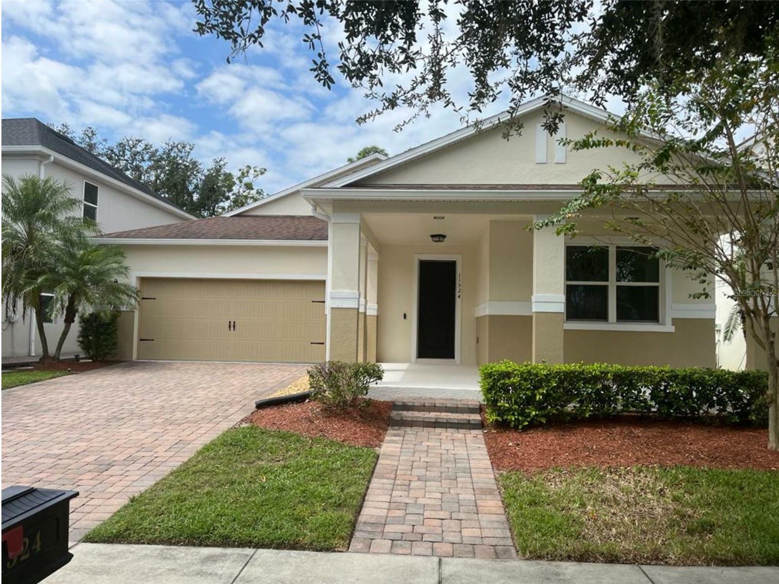 Property Photo:  11524 Chateaubriand Avenue  FL 32836 