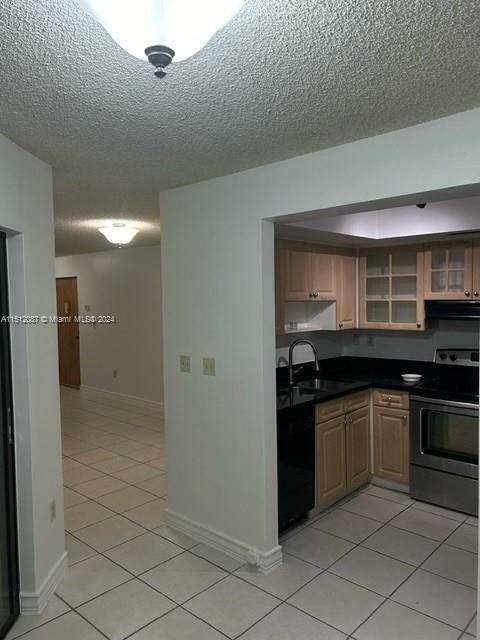 Property Photo:  8810 SW 123rd Ct M-304  FL 33186 