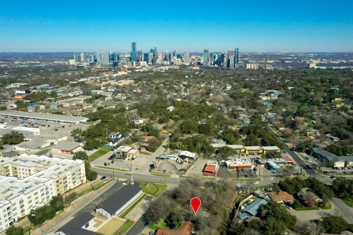 Property Photo:  2403 Sherwood Lane  TX 78704 