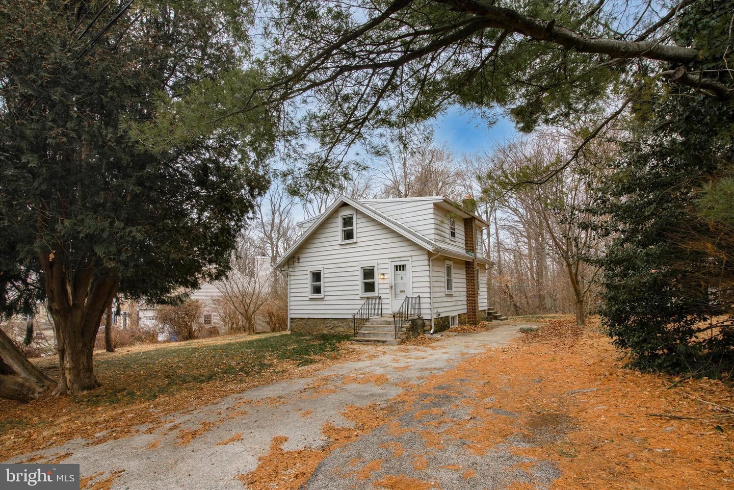 Property Photo: 404 4th Avenue PA 19073