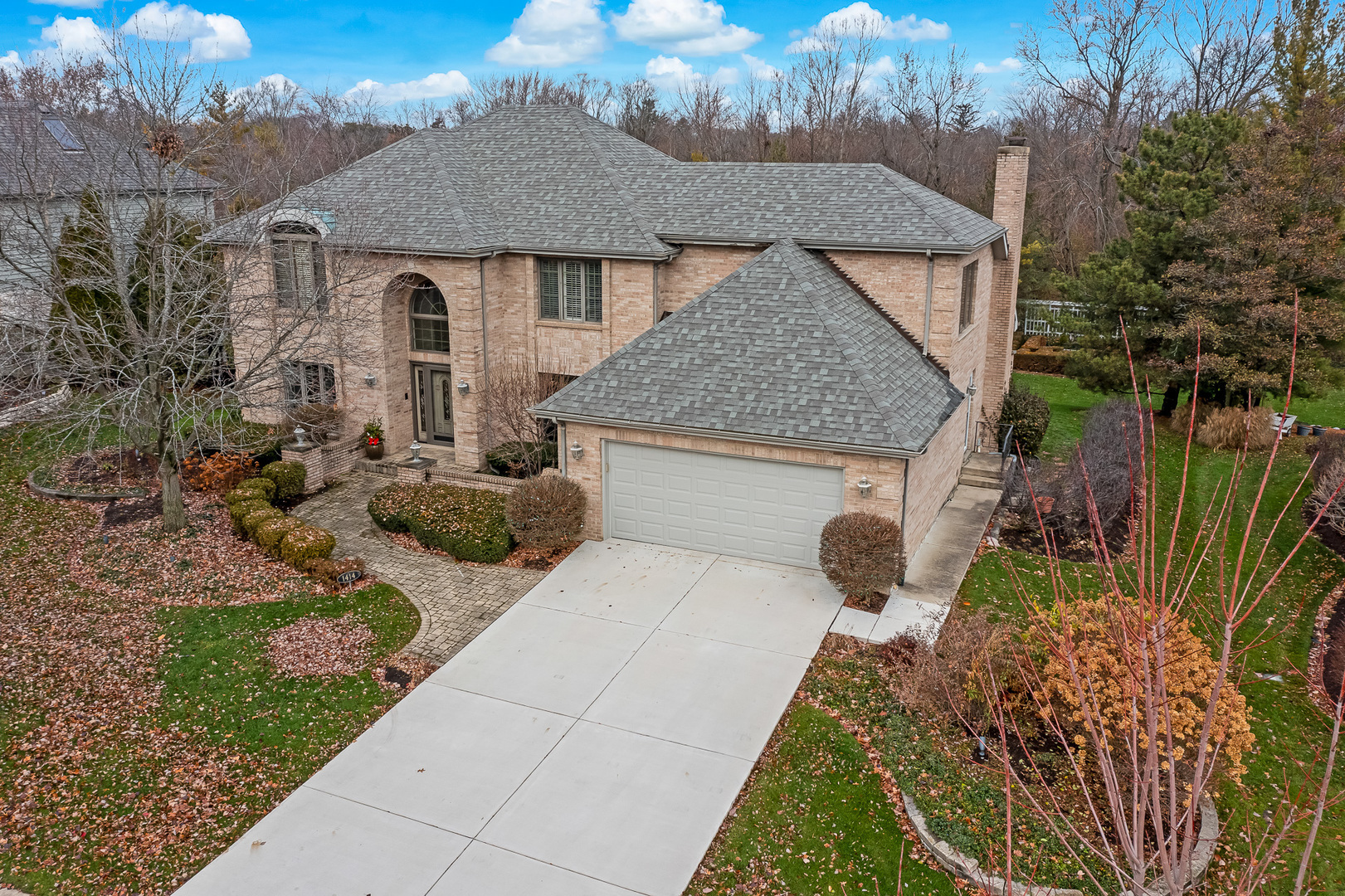 Property Photo: 1414 Darien Club Drive IL 60561