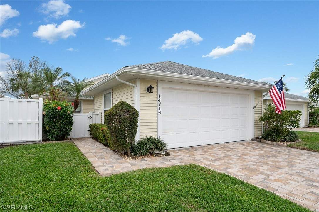 Property Photo:  14716 Olde Millpond Court  FL 33908 