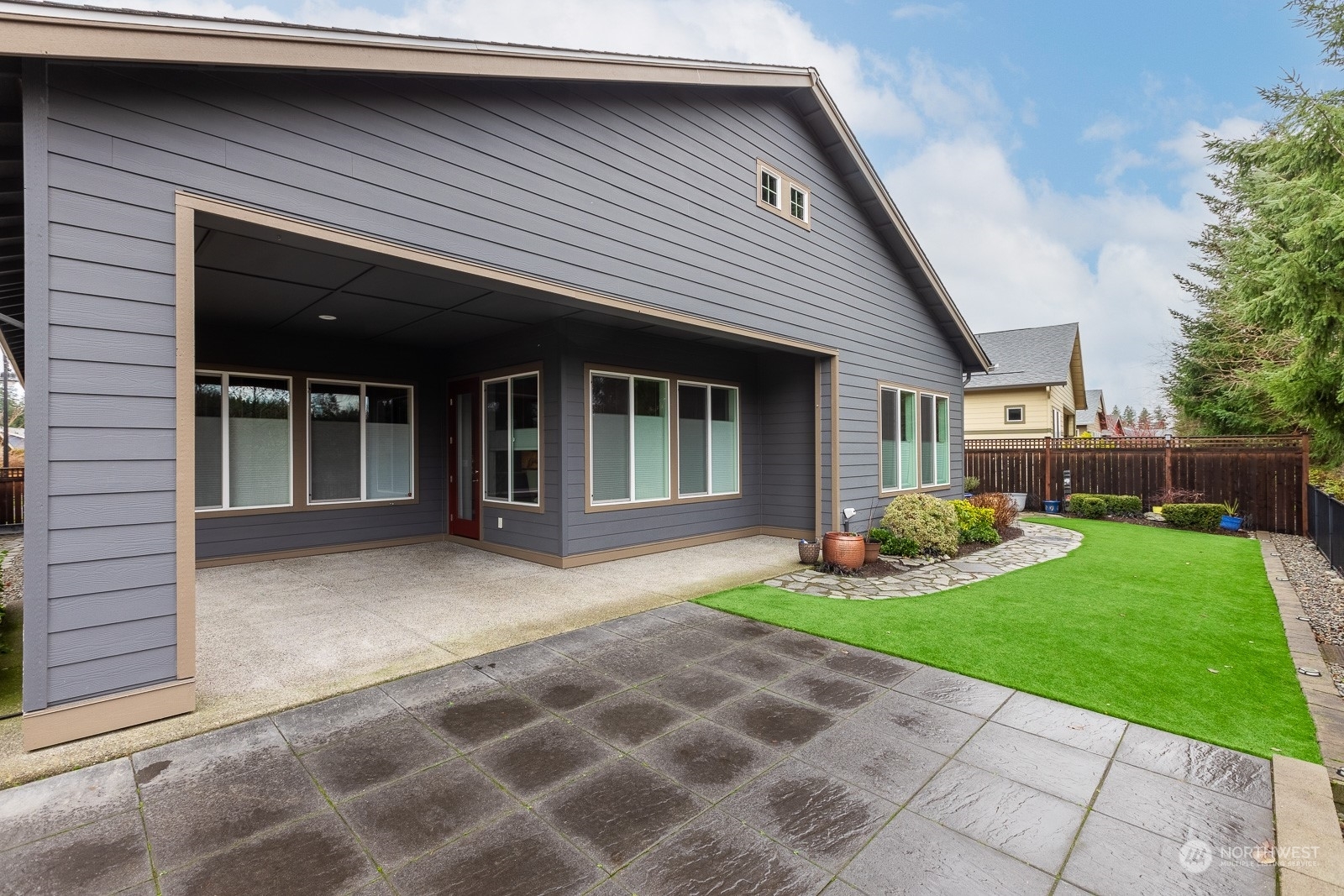 Property Photo:  14505 189th Avenue Ct E  WA 98391 