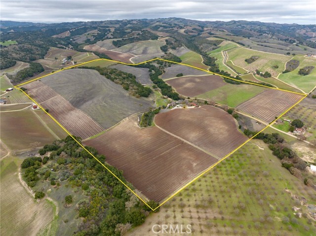 2135 Live Oak Rd  Paso Robles CA 93446 photo