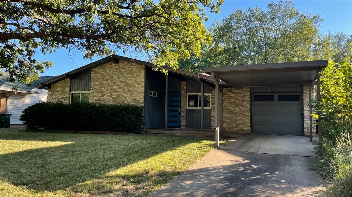 Property Photo: 1911 Cannonwood Lane TX 78745