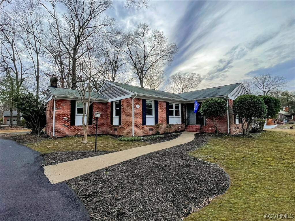 Property Photo: 10201 Glendye Road VA 23235