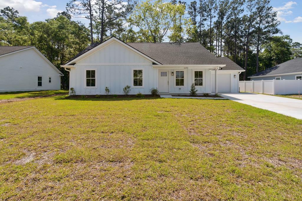 Property Photo:  1650 Ashantilly Drive  GA 31305 