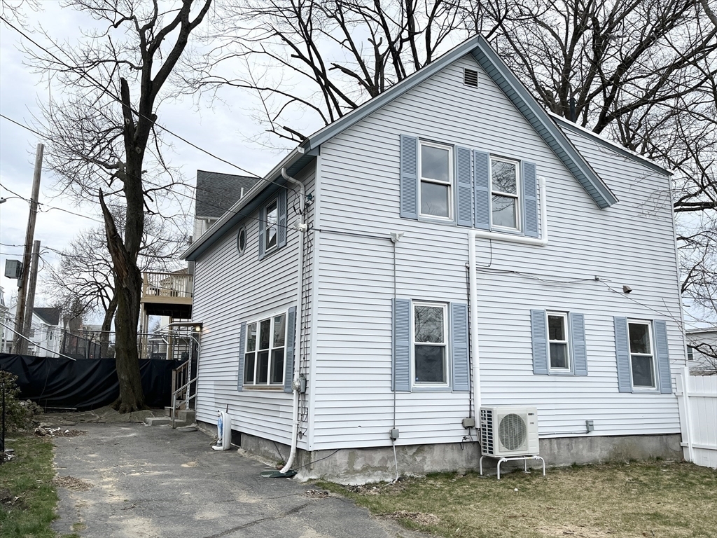 Property Photo: 13-1/2 Bluff St MA 01610