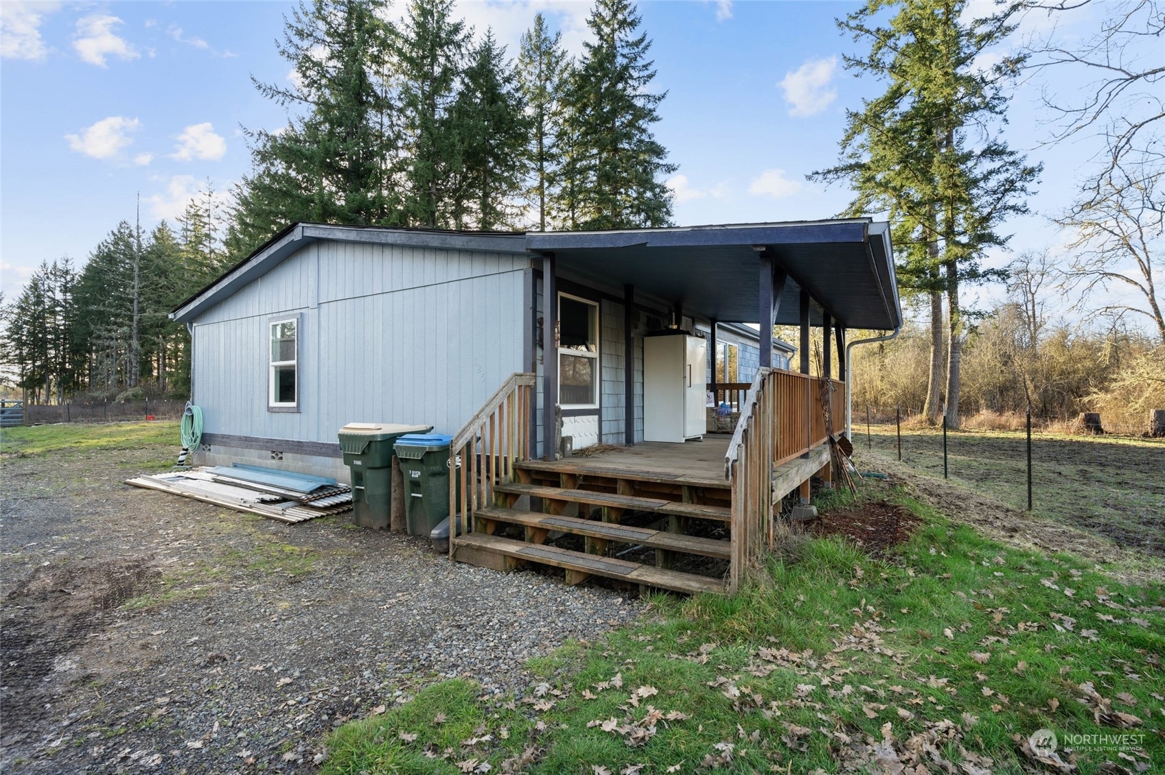 Property Photo:  125 Conifer  WA 98591 