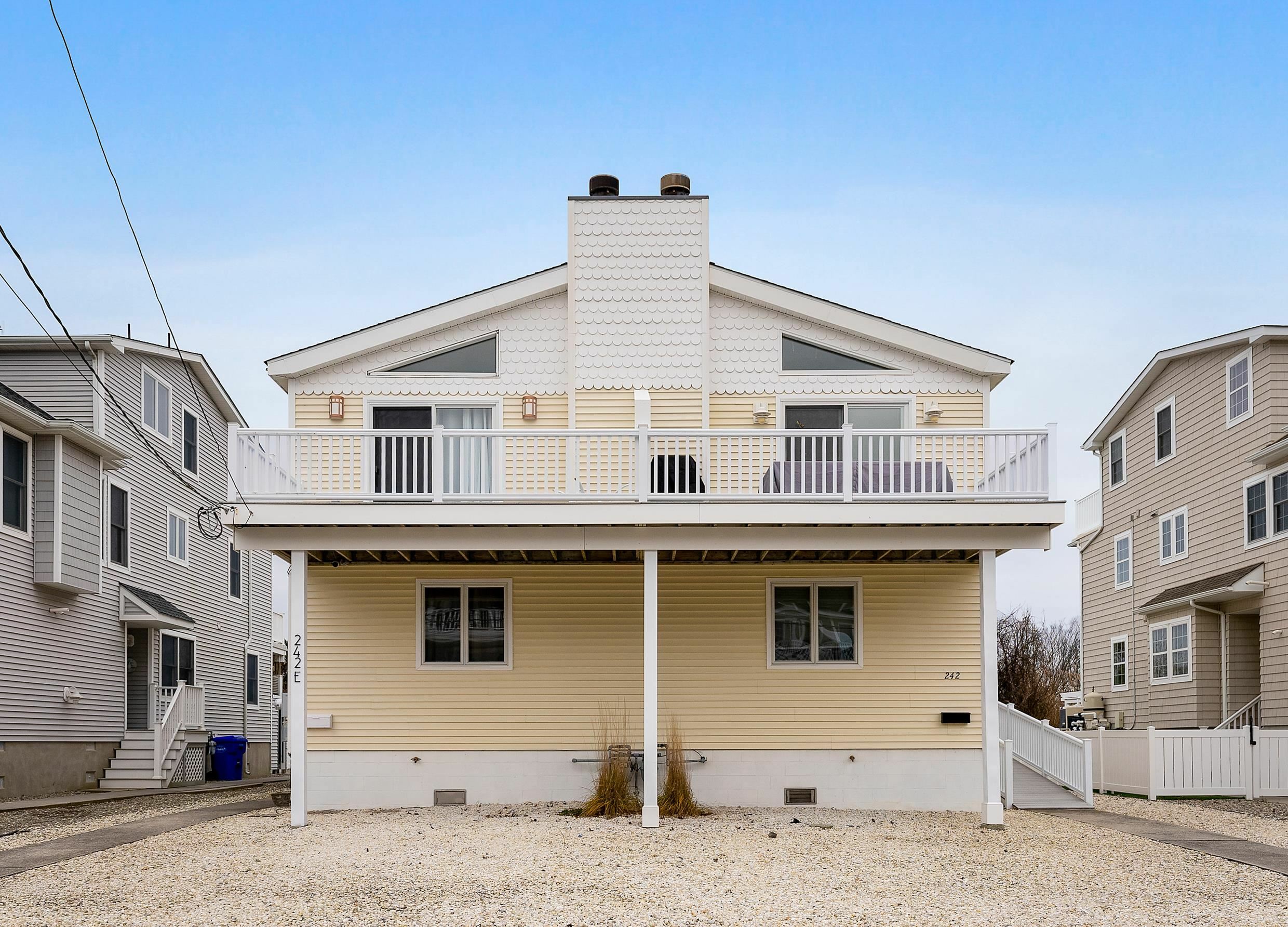 Property Photo: 242 29th NJ 08202