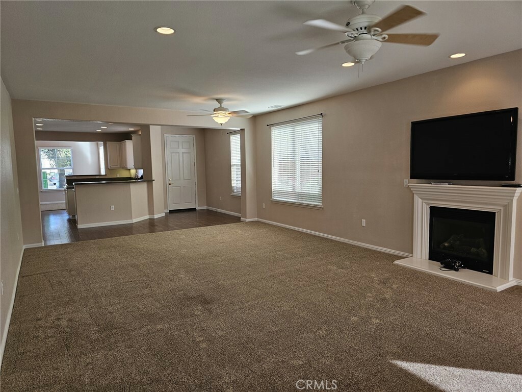 Property Photo:  2435 Traditions Loop  CA 93446 