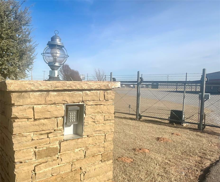 Property Photo:  5500 S Frontage Road  OK 73096 