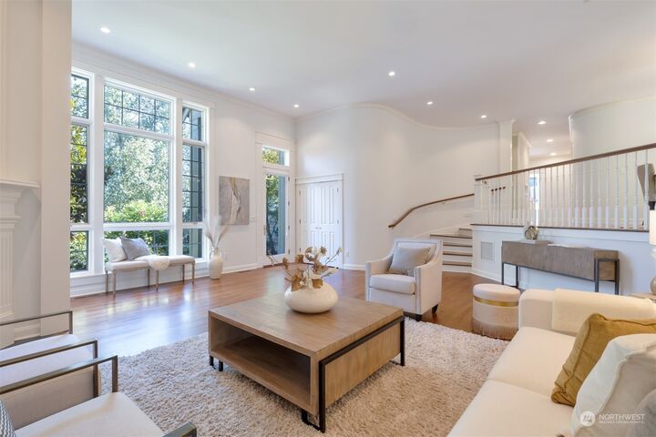 Property Photo:  3715 96th Avenue NE  WA 98033 