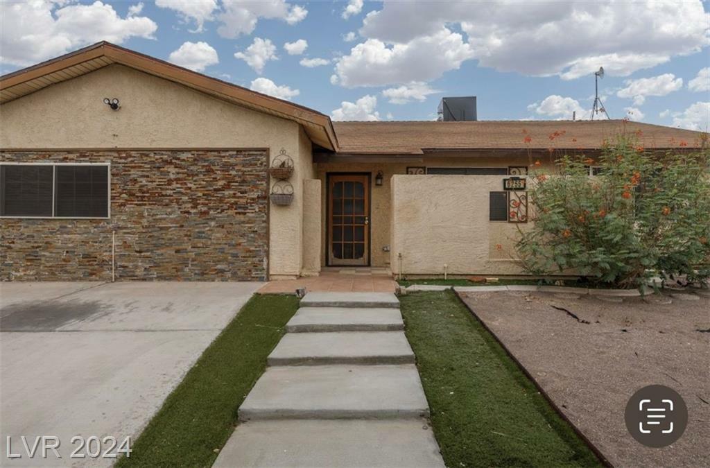 Property Photo:  6255 Adenmoor Court  NV 89156 