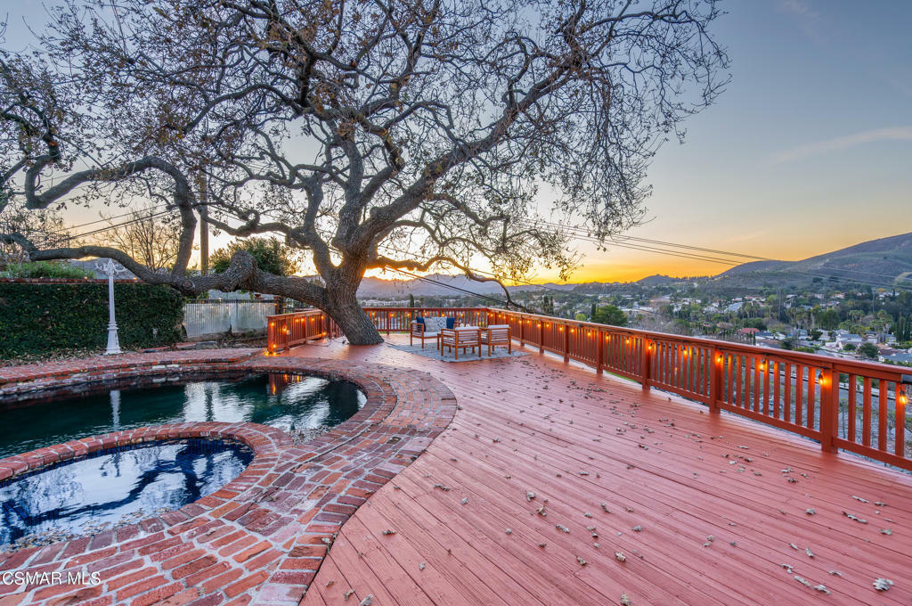 Property Photo:  30452 Penrod Drive  CA 91301 