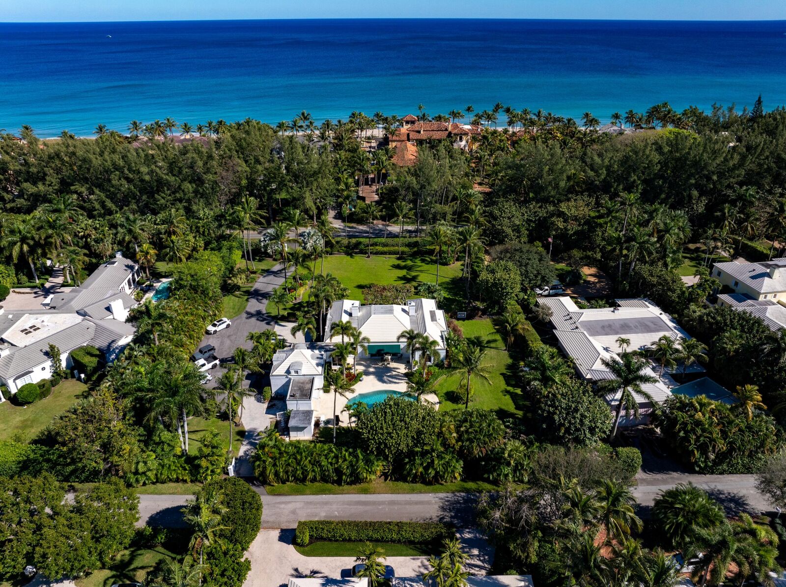 Property Photo: 3224 N Ocean Boulevard FL 33483