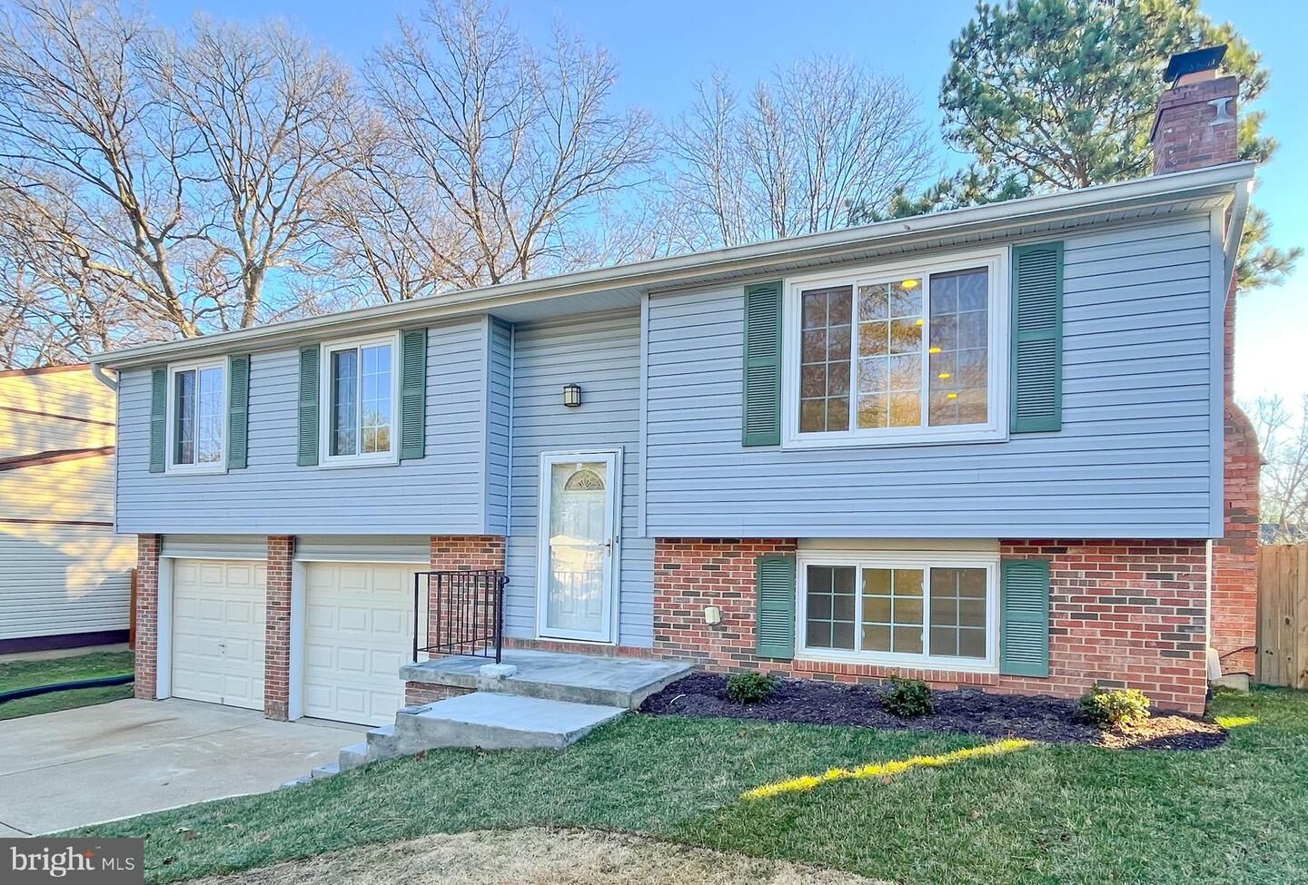 Property Photo:  9403 Starlit Ponds Drive  VA 22032 