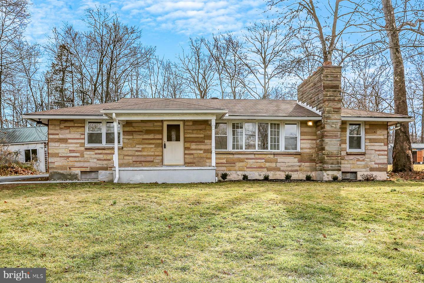 148 N Geyers Church Road  Middletown PA 17057 photo