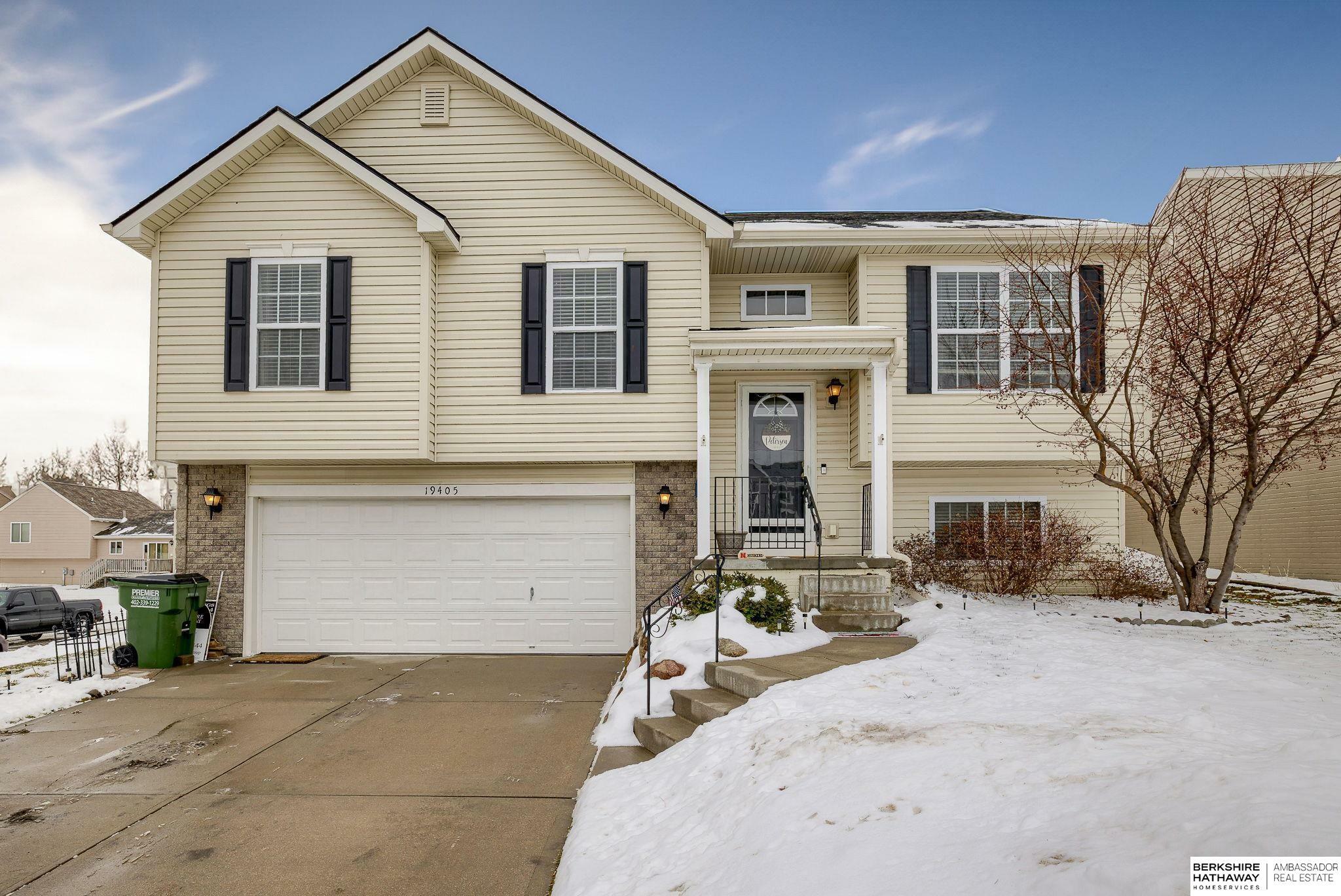 Property Photo: 19405 V Street NE 68135