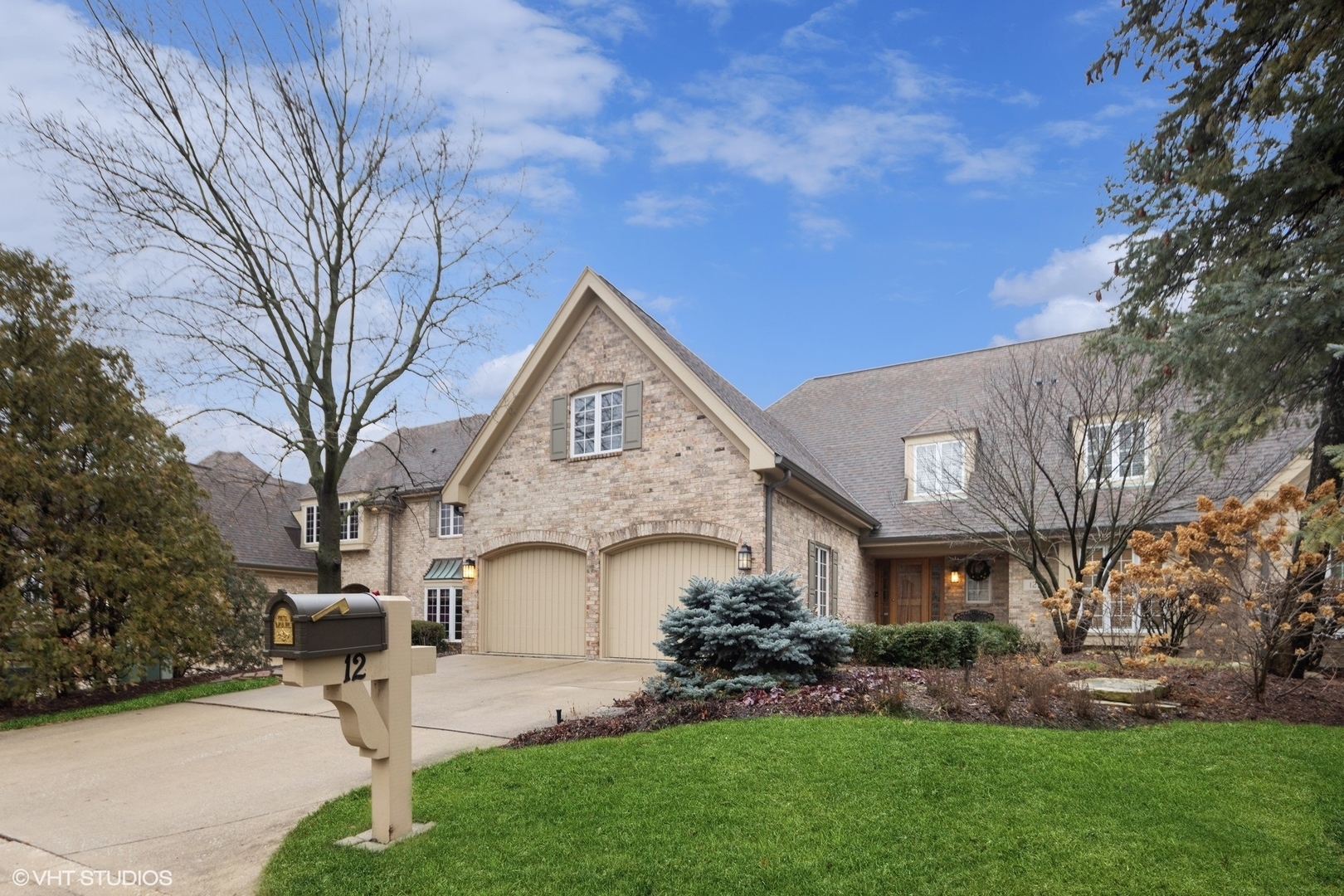 Property Photo:  12 Tartan Lakes Circle  IL 60559 