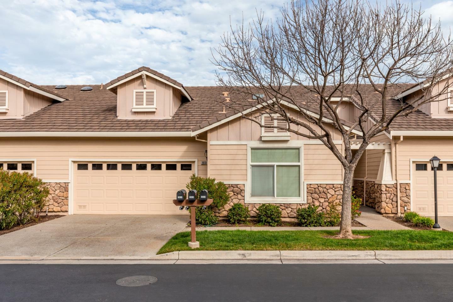 Property Photo:  2033 Folle Blanche Drive  CA 95135 