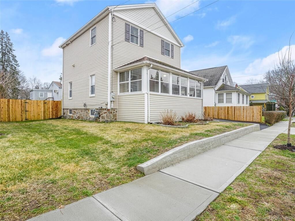 Property Photo:  21 Morton Street  CT 06854 