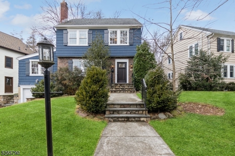 Property Photo: 721 Crescent Pkwy NJ 07090