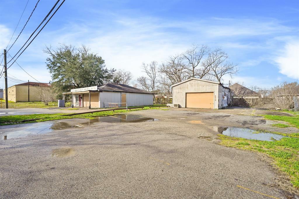 Property Photo:  6618 Calhoun Road  TX 77021 