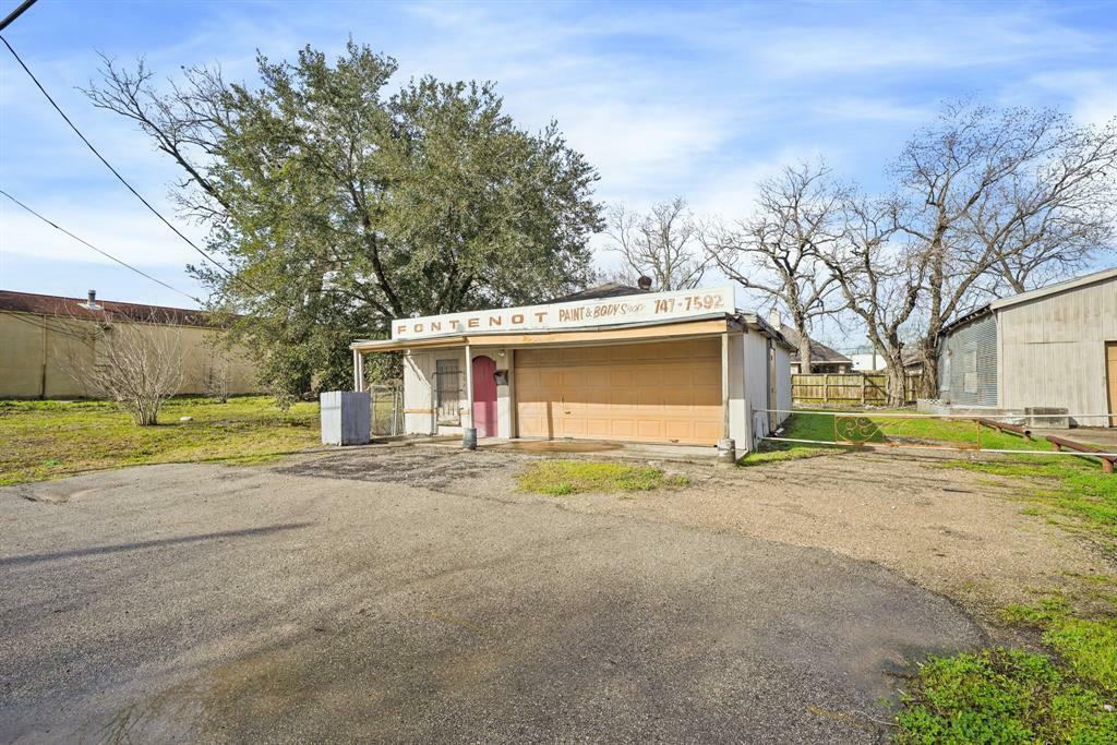 6626 Calhoun Road  Houston TX 77021 photo