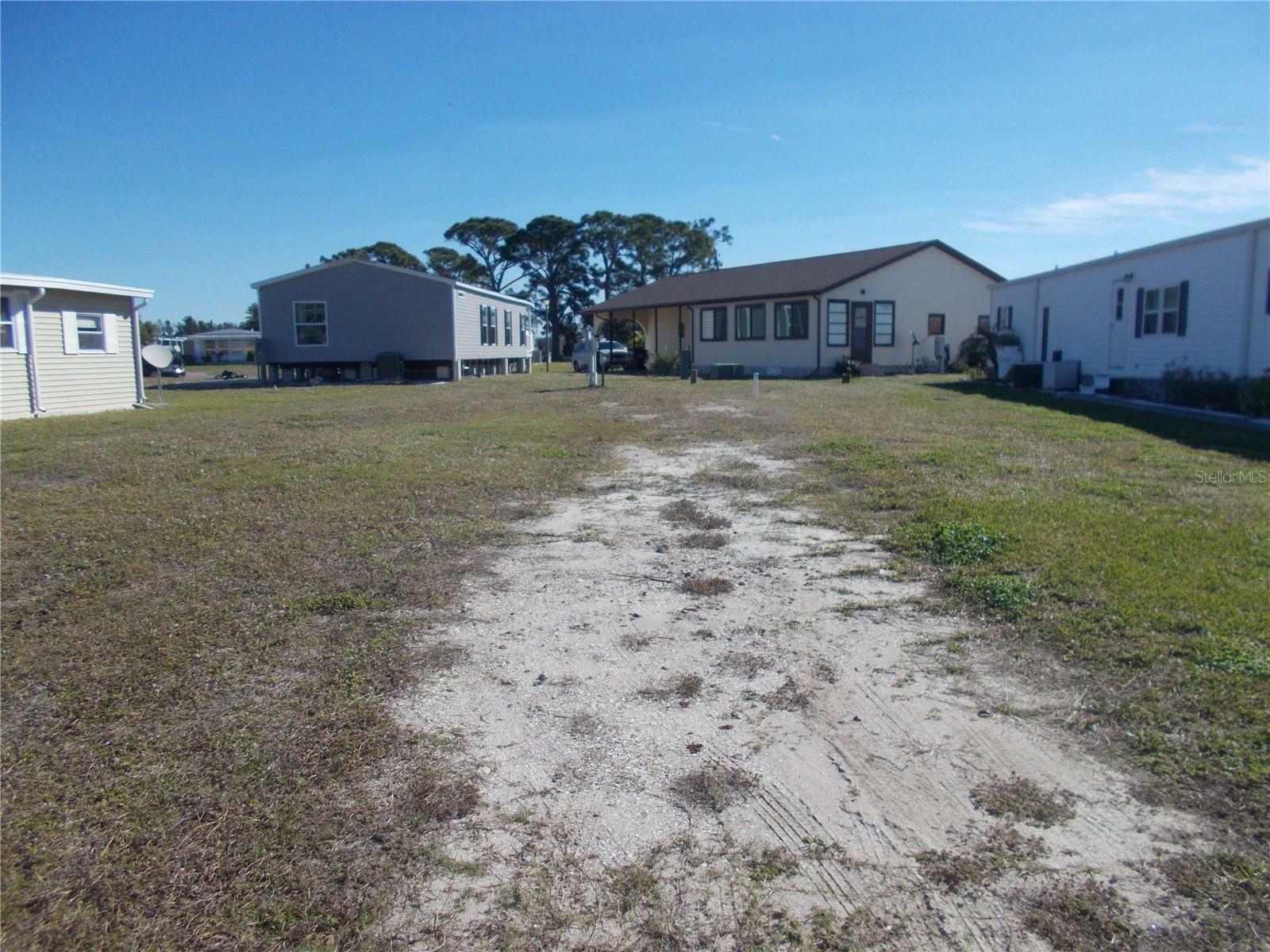 Property Photo:  6824 Anapa Court  FL 34287 