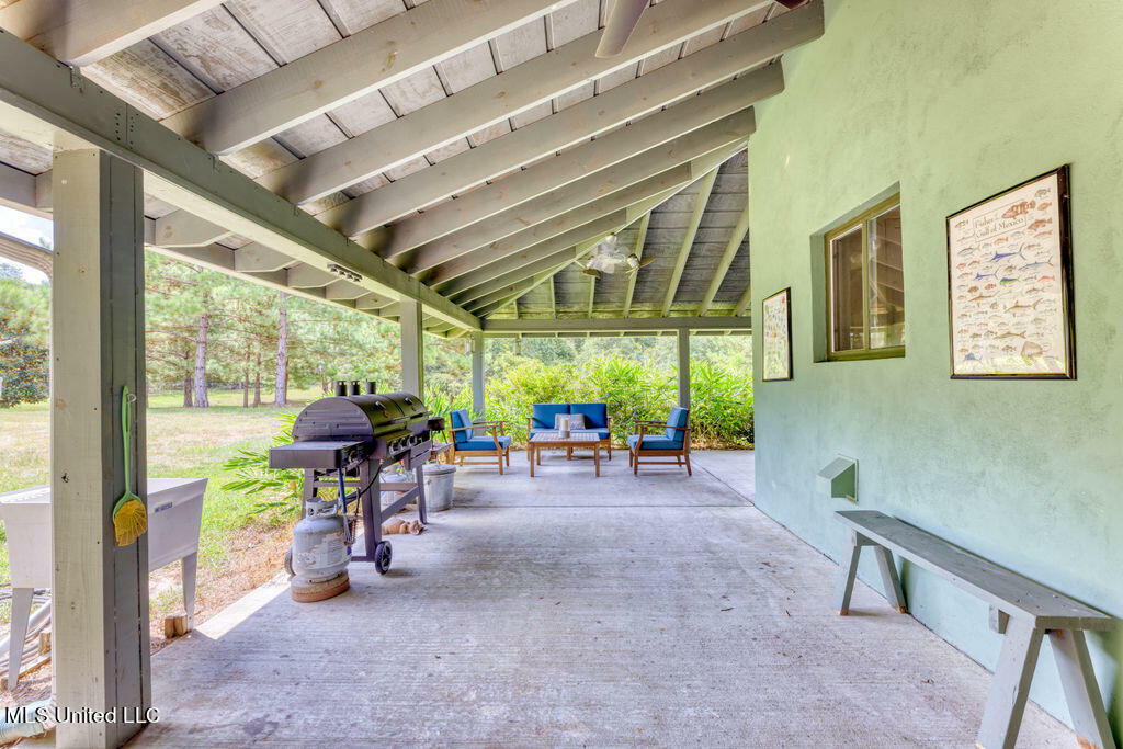 Property Photo:  75 Percy Oneal Road  MS 39561 