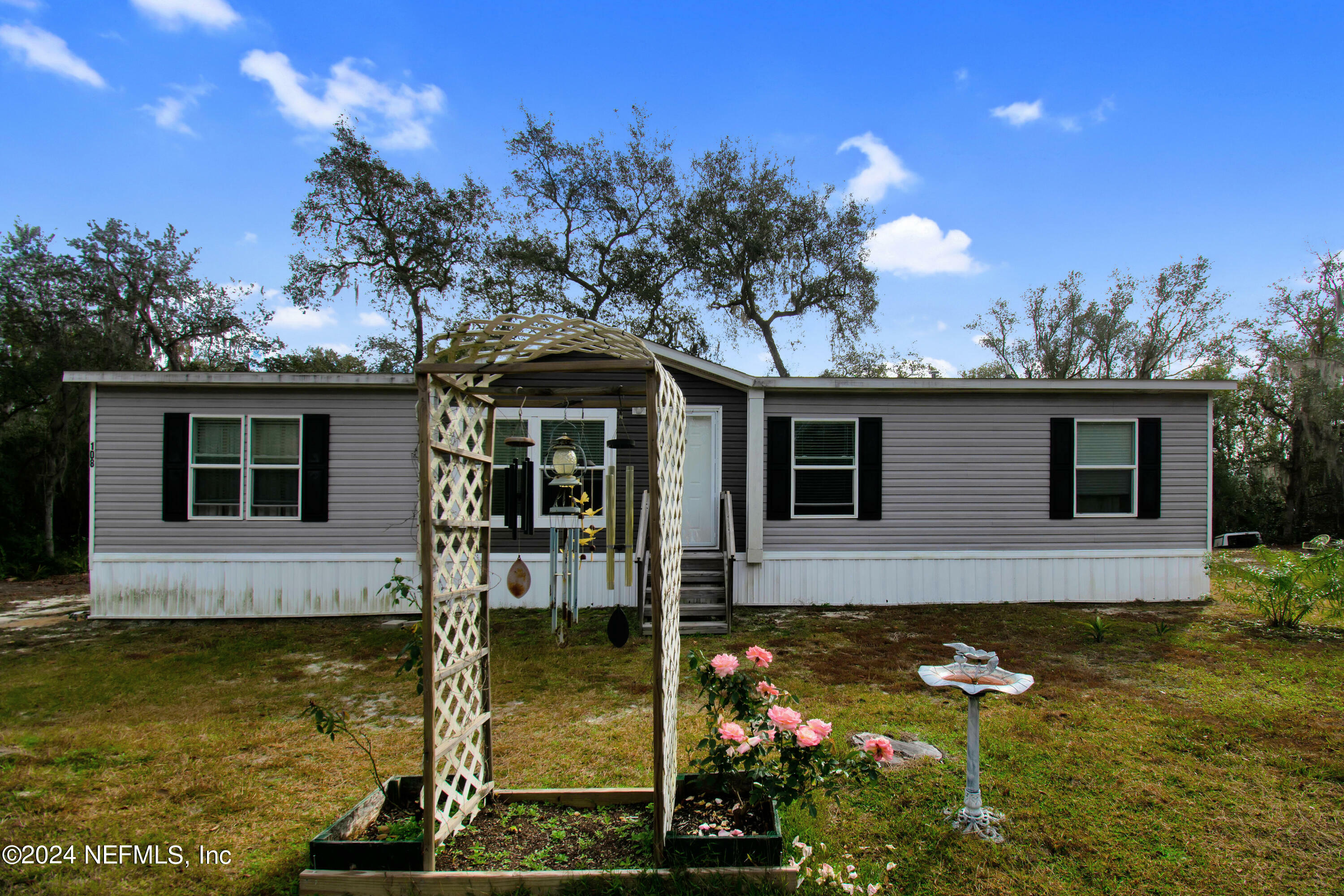 Property Photo:  108 Pleasant Drive  FL 32112 