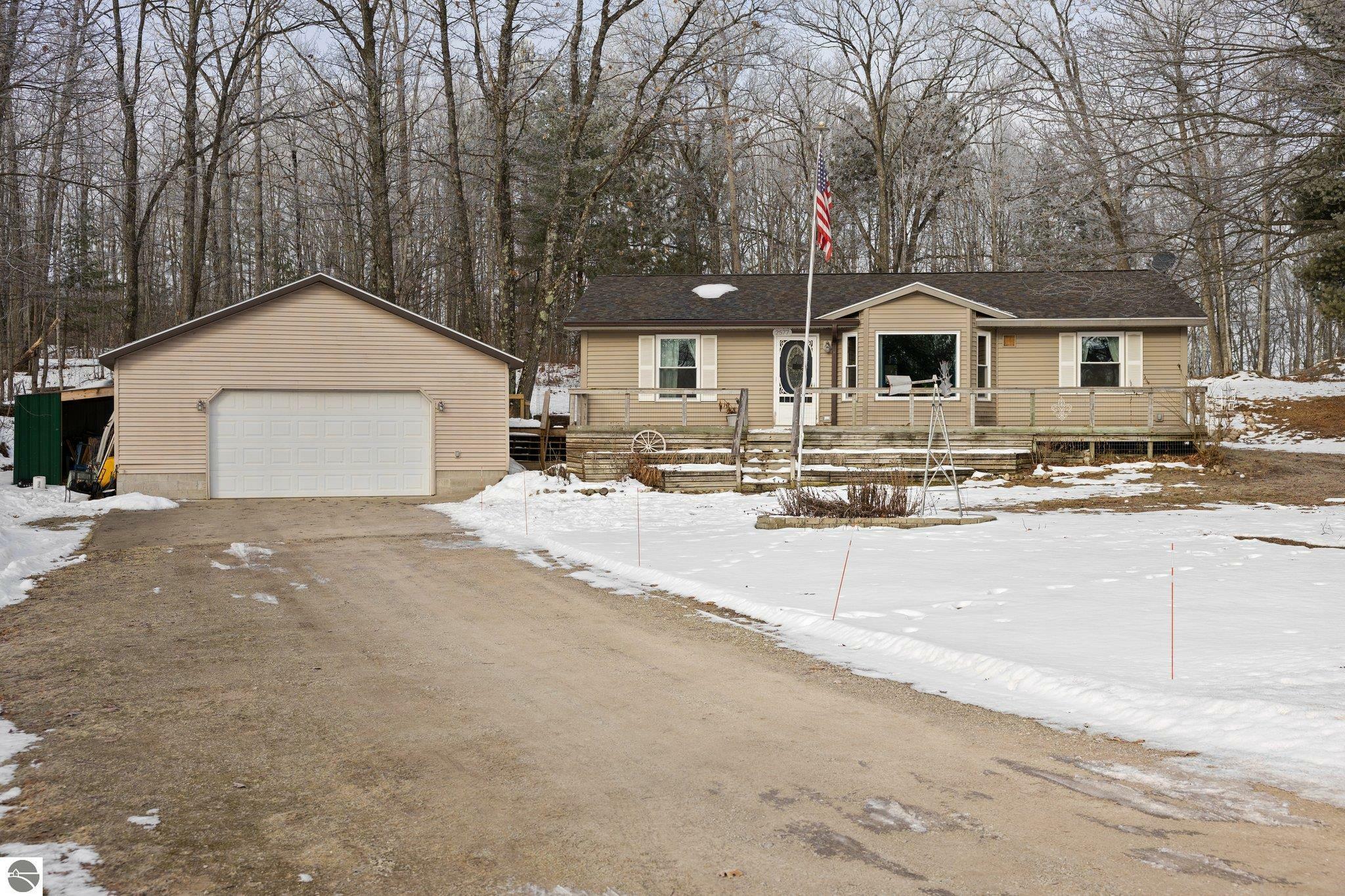 Property Photo:  2577 NW Valley Road  MI 49646 