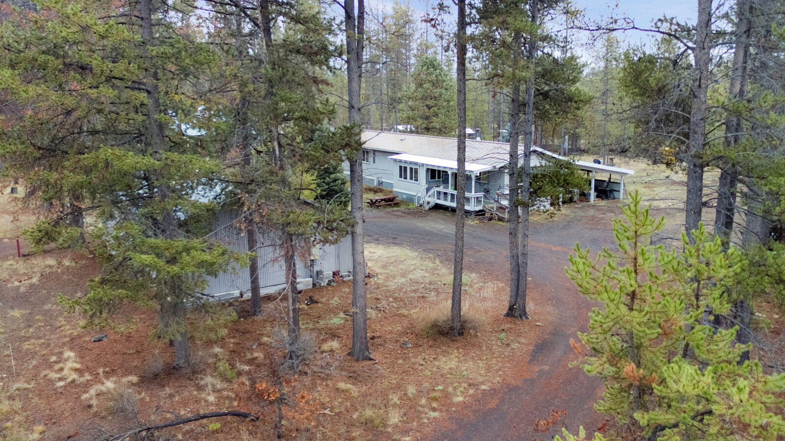 Property Photo:  17095 Faun Lane  OR 97739 