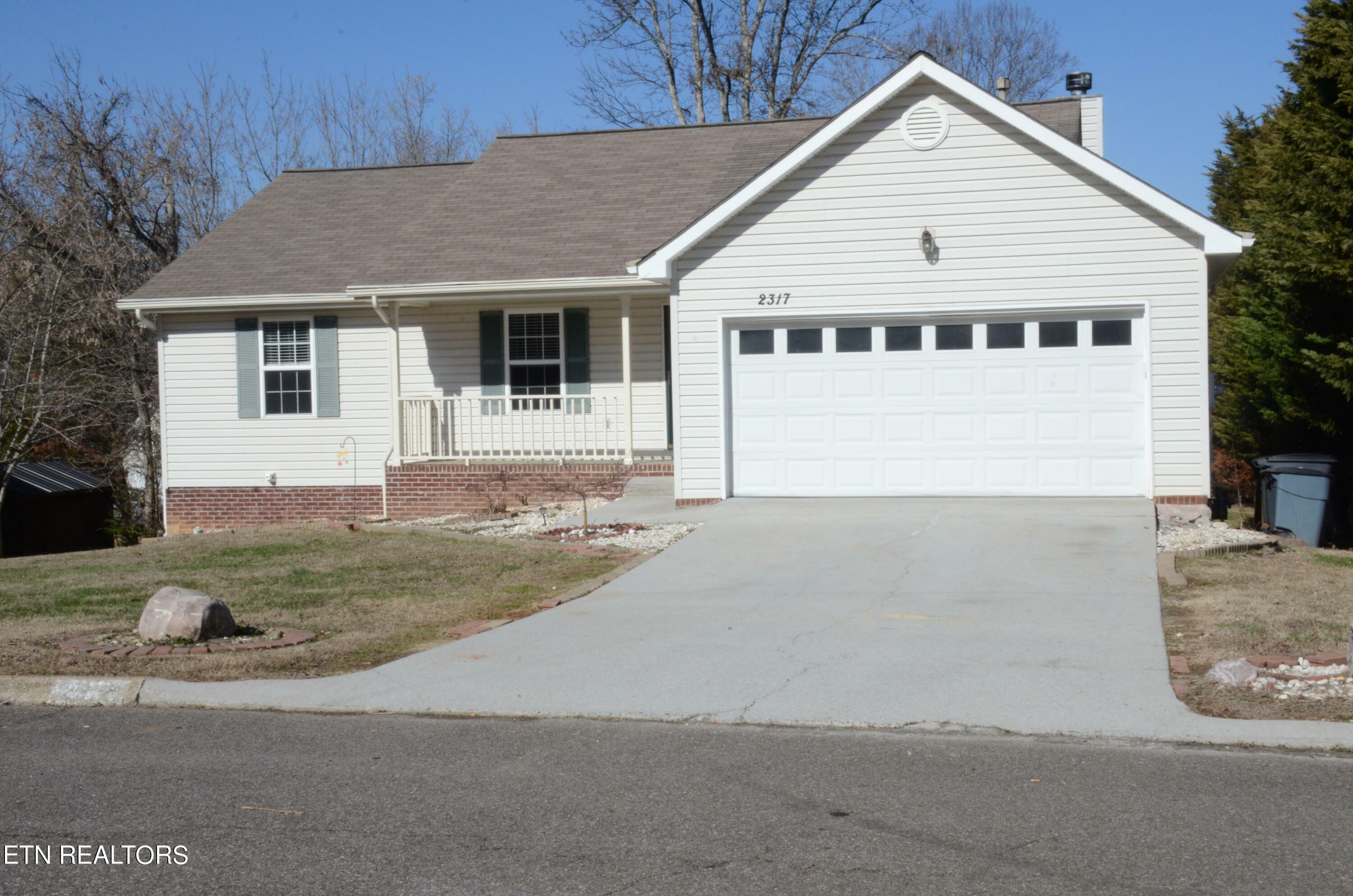 Property Photo:  2317 Sunnywood Lane  TN 37912 