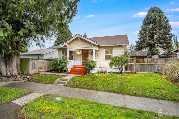 2607 S 11th  Tacoma WA 98405 photo