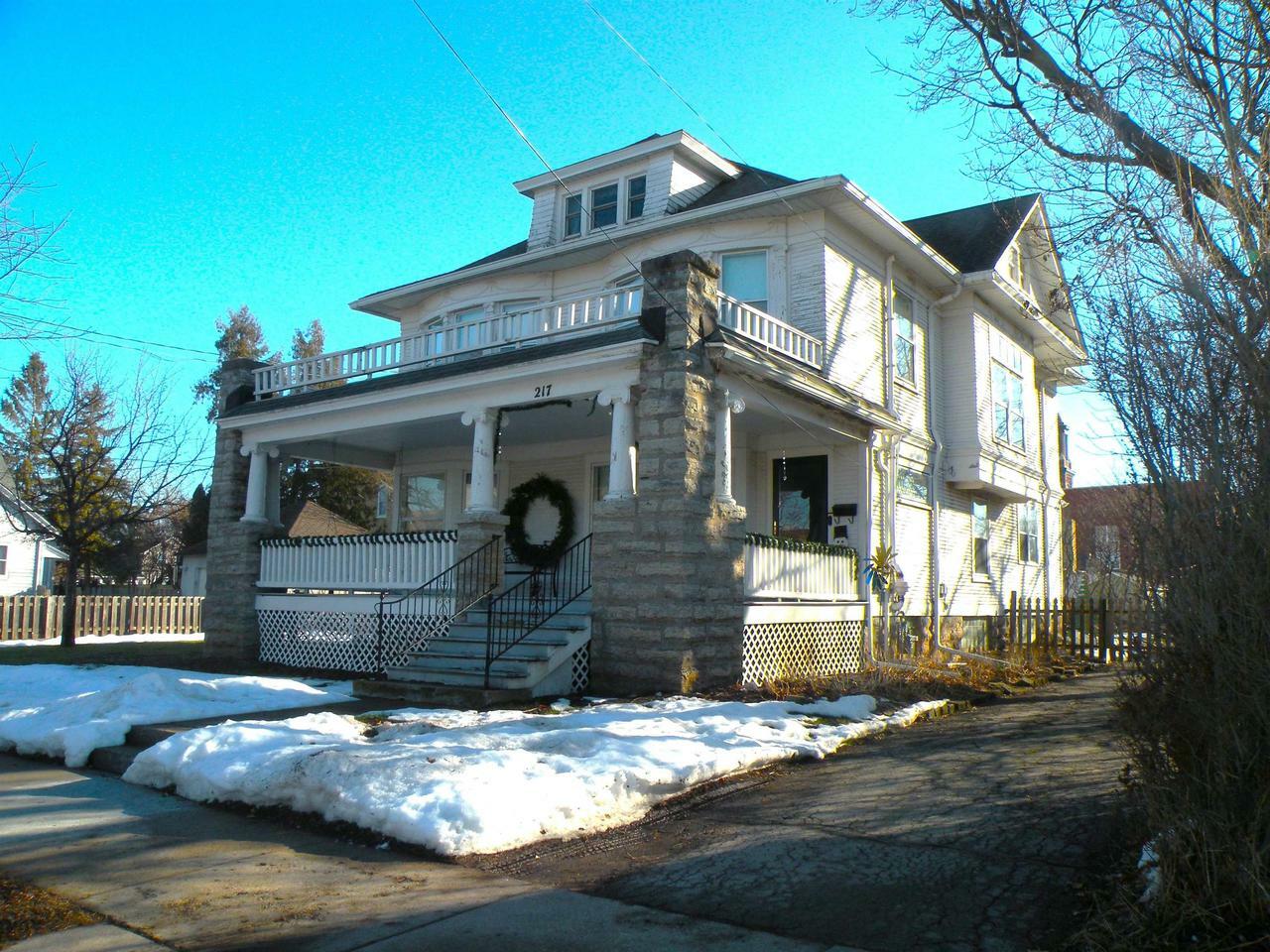 Property Photo:  217 West 11th Avenue  WI 54902 
