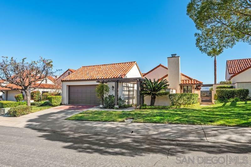 Property Photo: 17595 Drayton Hall Way CA 92128