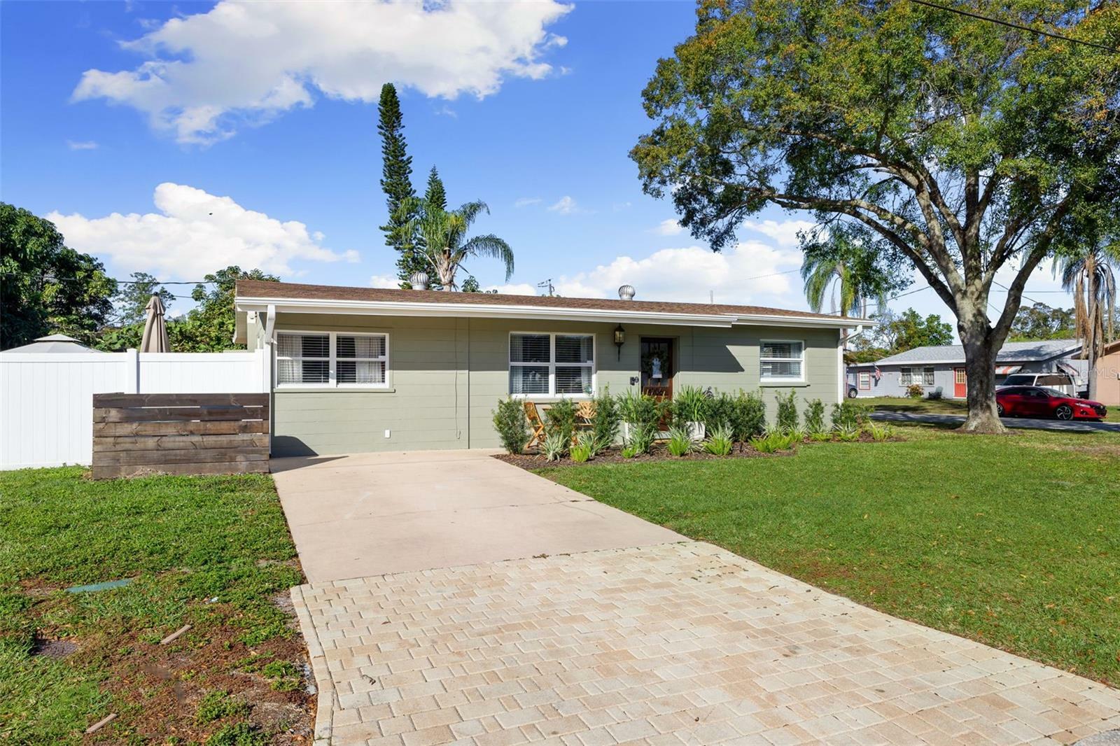 Property Photo:  4706 19th Street W  FL 34207 