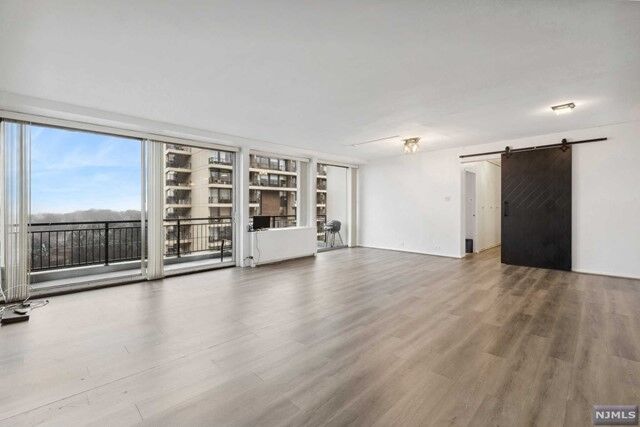 Property Photo:  1 Horizon Road #1219  NJ 07024 