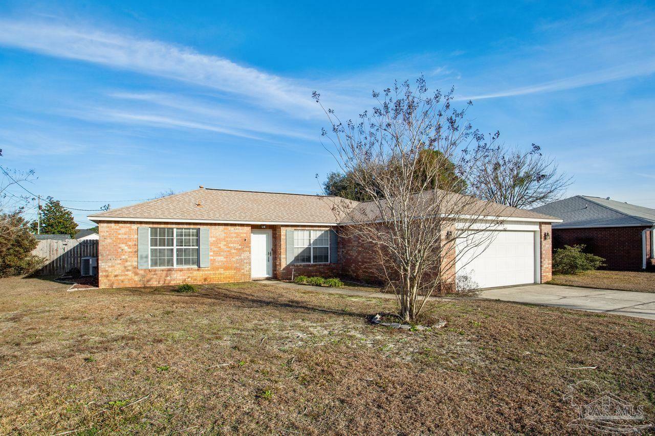 Property Photo: 2112 Antilles Dr FL 32506