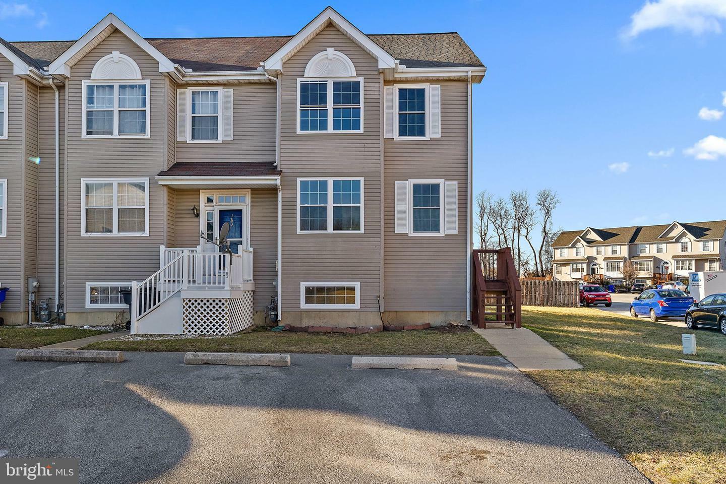 Property Photo: 165 Amberfield Lane DE 19702