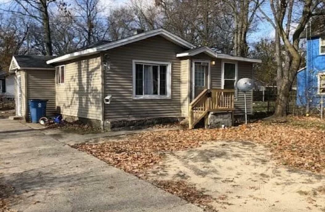 Property Photo:  3233 Sanford Street  MI 49444 