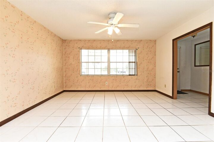 Property Photo:  1213 Sacramento Street  FL 32725 