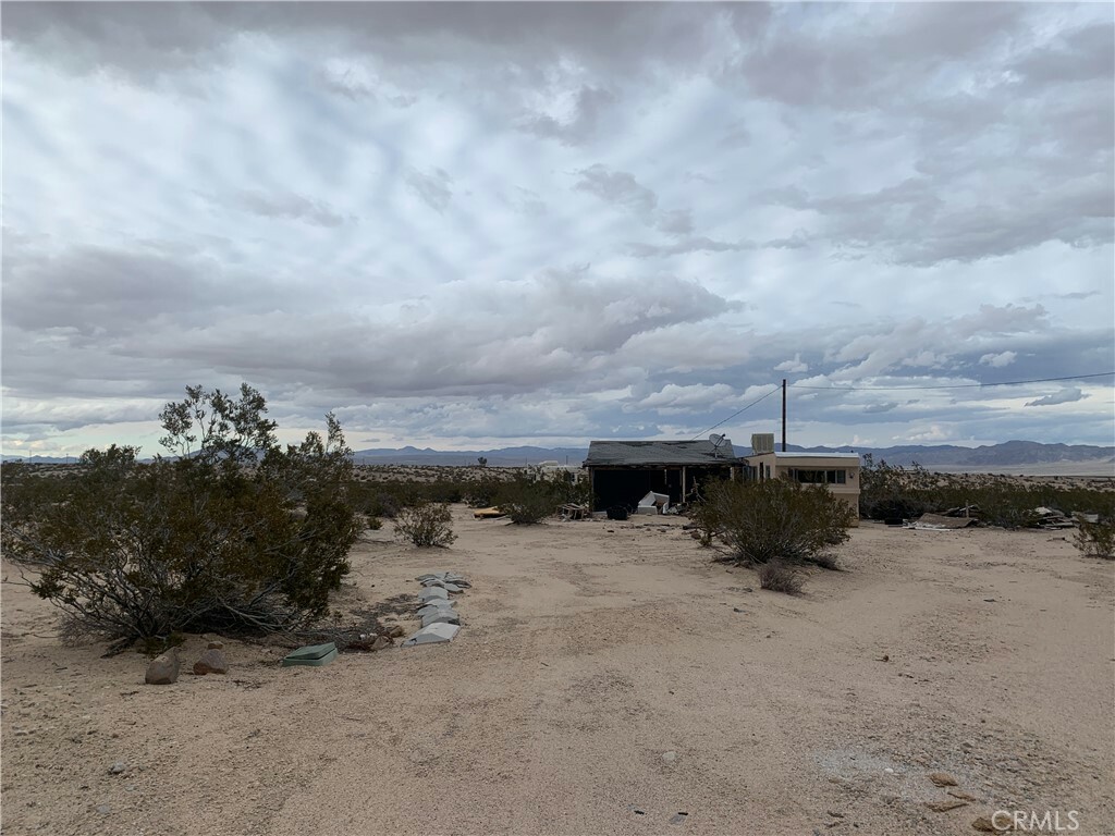 Property Photo:  1 Winters Road  CA 92277 