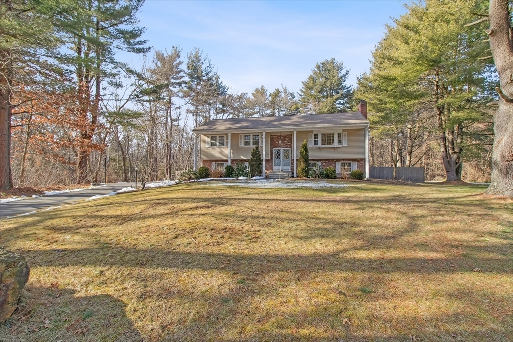 Property Photo: 20 Copley Dr MA 01810