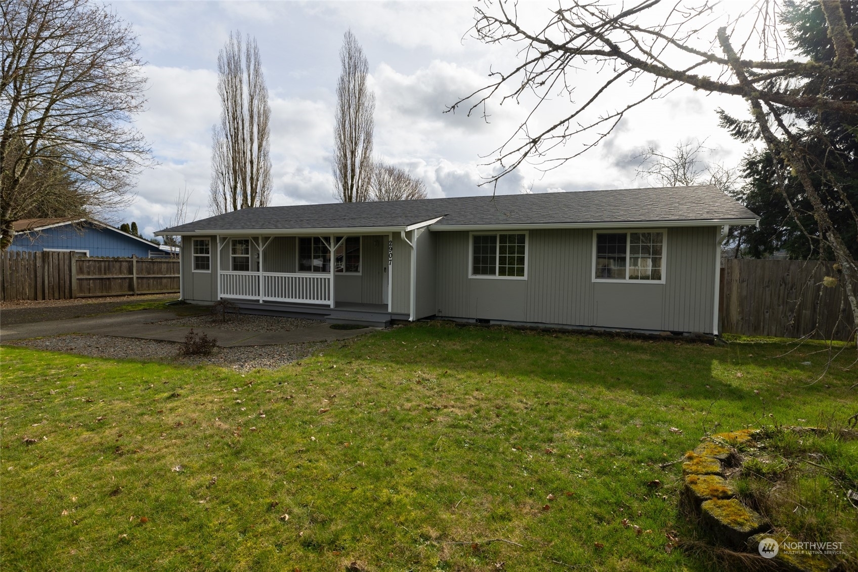 Property Photo:  2907 Crowder Place SE  WA 98589 