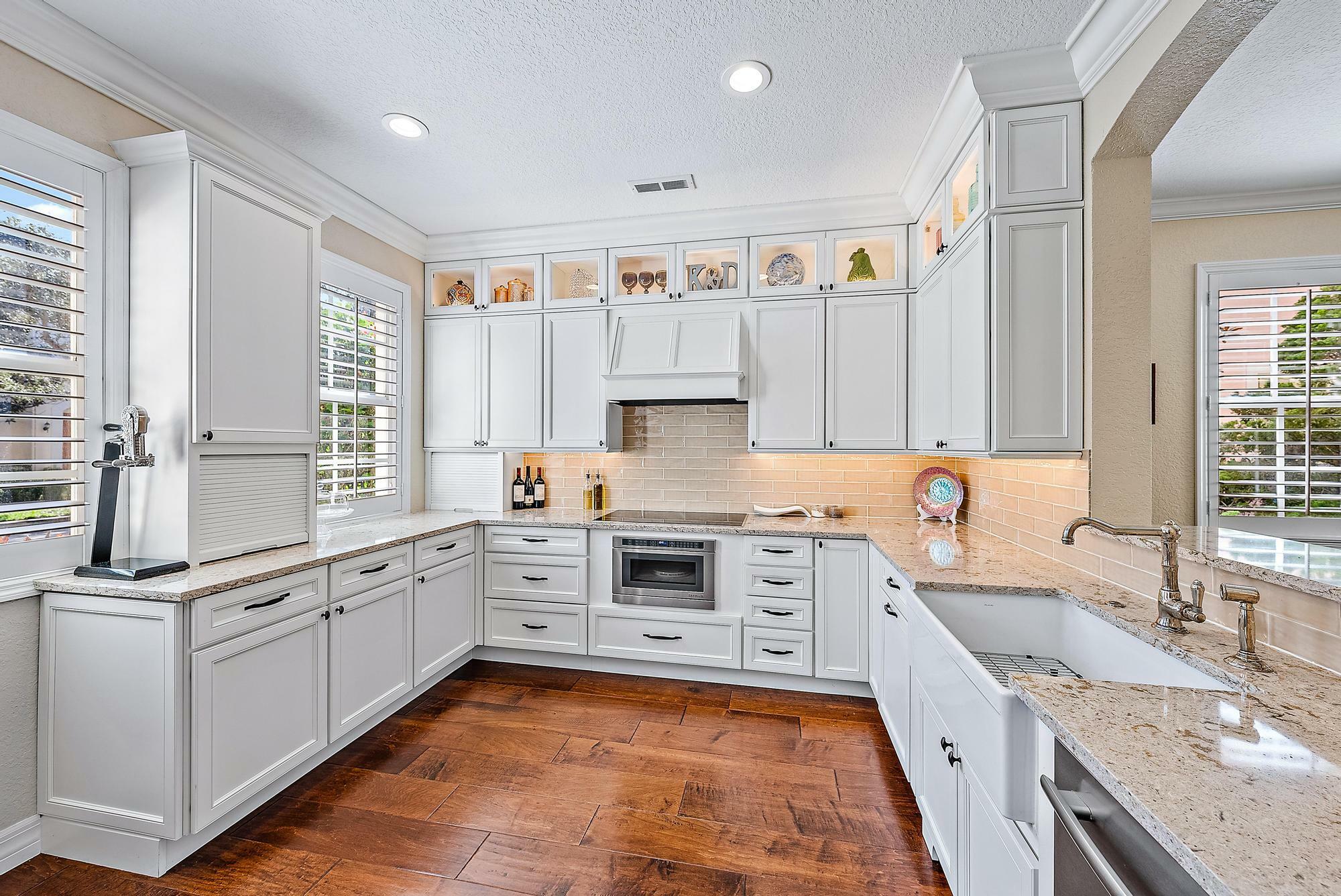 Property Photo: 130 Ennis Lane FL 33458